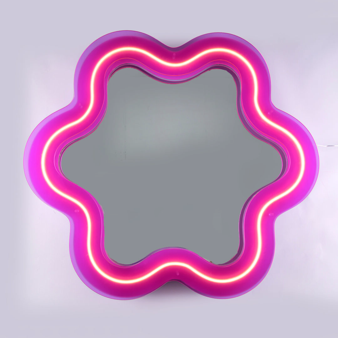 Mirror supercurve