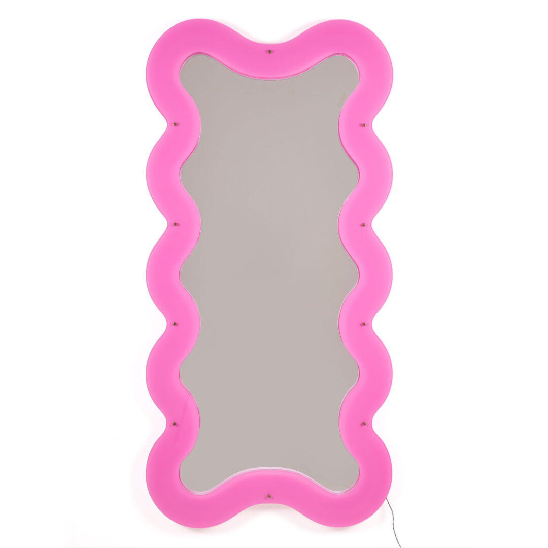 Mirror supercurve